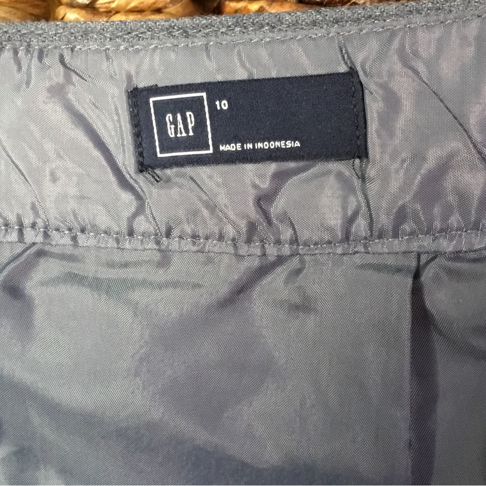 GAP - Picture 9 of 16
